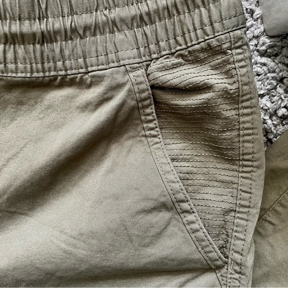 H&M Mens Cargo Joggers Size Medium - Picture 7 of 10